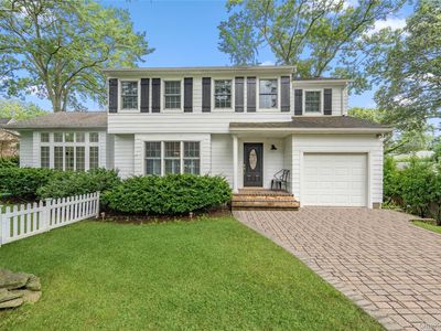 111 Van Buren Drive, Centerport, NY, 11721