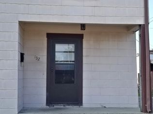 132 E Pearl St #1, Winchester, IN 47394