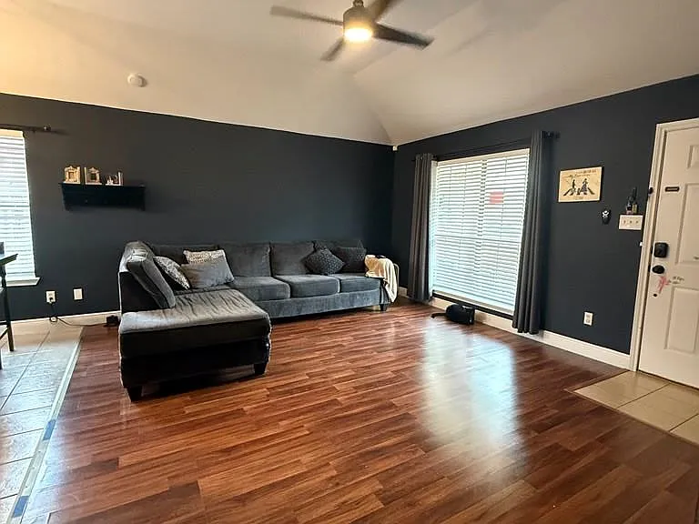 23861 Ellie Ln — Photo 3