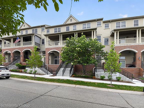 2nd image of 3922 Forester Blvd