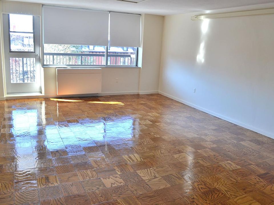 1st image of 104 Monmouth St #18