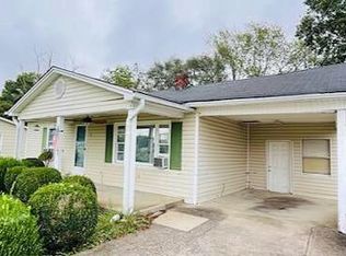 48 West St, Crab Orchard, KY 40419