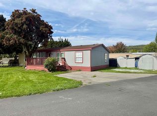 19625 E Wellesley Ave Trailer 63, Otis Orchards, WA 99027