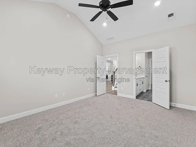 2120 Denmark Ave SE — Photo 13
