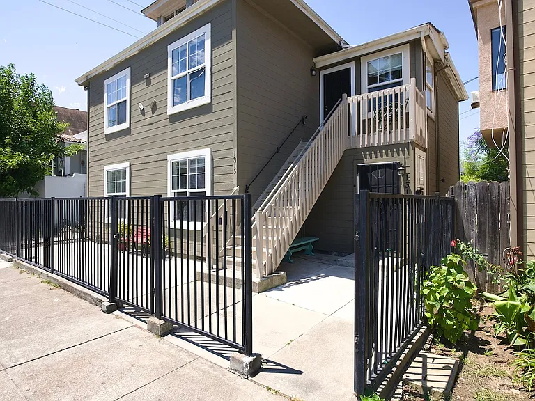 1313 Sacramento St — Photo 6