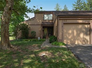 992 Walnut Ct, Mason, OH 45040