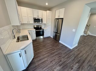 8437 Valley Spring Dr #11279414, De Soto, KS 66018