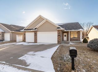 1741 Spruce Meadows Dr SE, Rochester, MN 55904