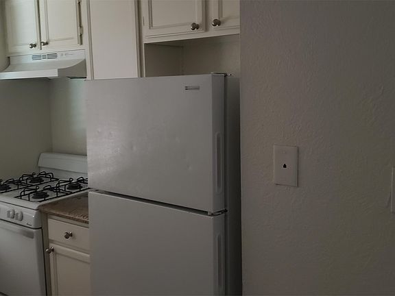 3rd image of 2417 E Campbell Ave APT 09A