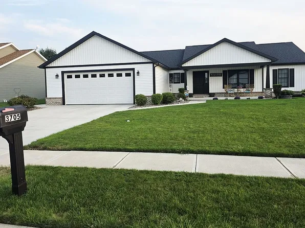 3705 Sky Hawk Dr, Lima, OH 45807