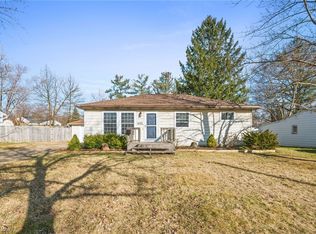 4055 Burton Dr, Stow, OH 44224