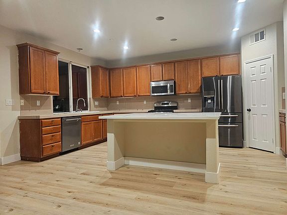 2nd image of 14633 Bison Ln
