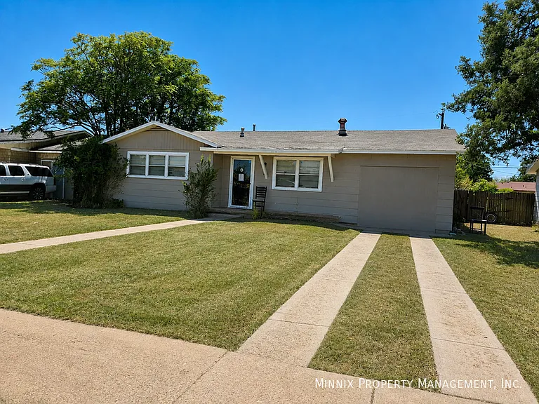 6118 Avenue P — Photo 2
