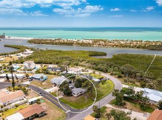 1691 Lemon Bay Dr, Venice, FL 34293