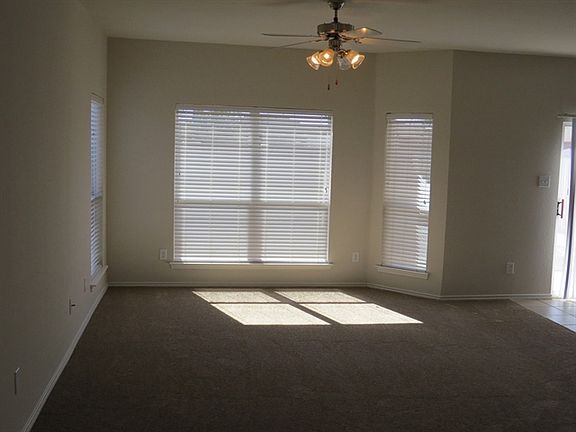 3rd image of 6313 Geneva Ln