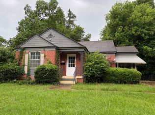 18 Oak Forest Dr, Montgomery, AL 36109