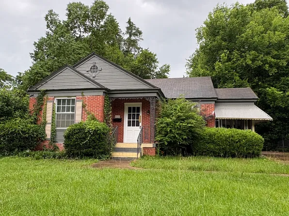 18 Oak Forest Dr, Montgomery, AL 36109