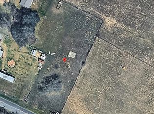 9 Montgomery Rd, Mineral Wells, TX 76067
