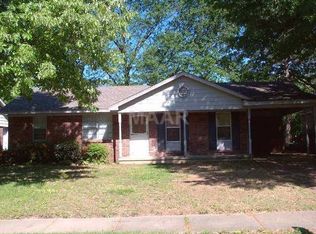 2982 Capri Rd, Memphis, TN 38118