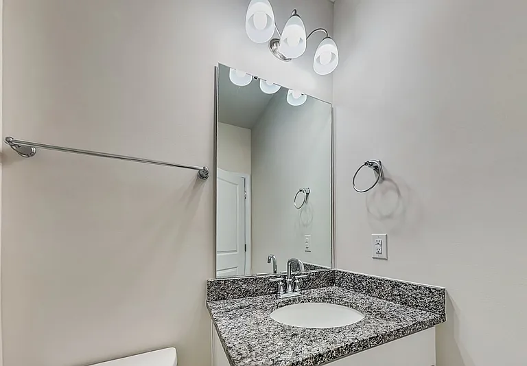 5301 Ennisworth Ln — Photo 17