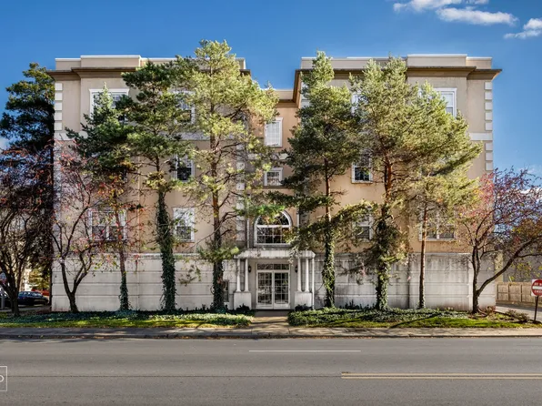 1135 Schneider Ave Unit 3B, Oak Park, IL 60302