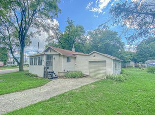208 Lester Ave, Dowagiac, MI 49047