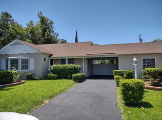 4911 Greenbush Ave, Sherman Oaks, CA 91423