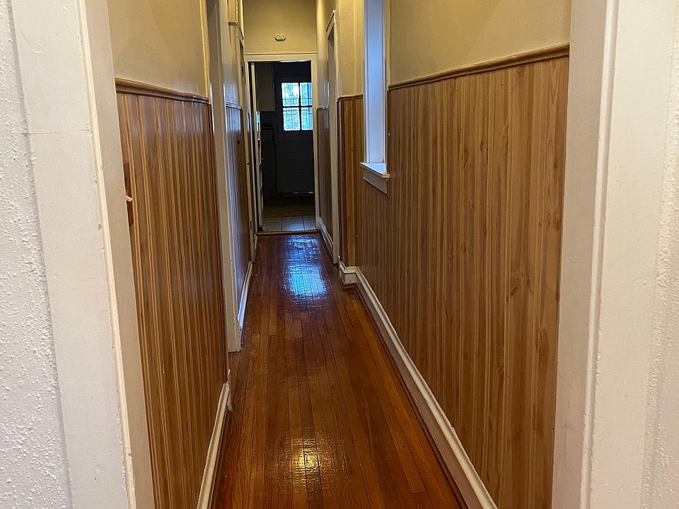 1st image of 933 Hinman Ave #3