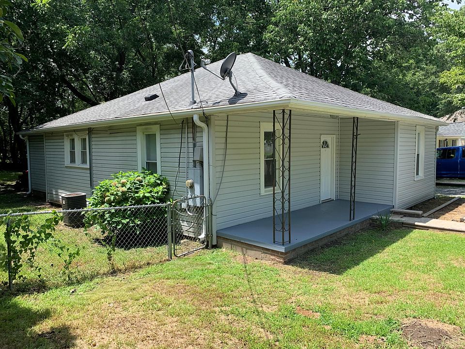 1st image of 2437 Milton Ave