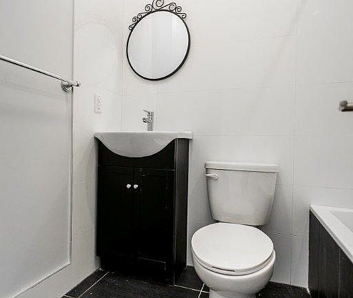 2nd image of 309 Harman St #1DOE