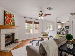 2000 Coachlamp Dr, Cedar Park, TX 78613