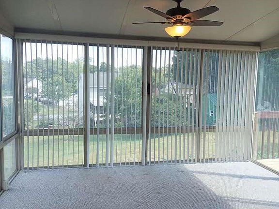 5th image of 2512 Calumet Ct