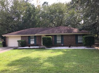 1303 Pine Ridge Dr, Savannah, GA 31406