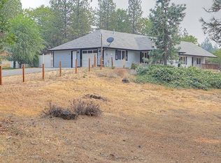 287 West St, Merlin, OR 97532