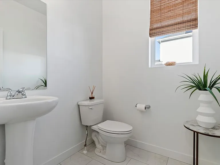 2869 S Drake Ave — Photo 17