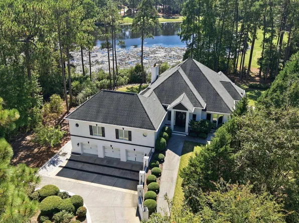 130 Woodenbridge Lane, Pinehurst, NC 28374