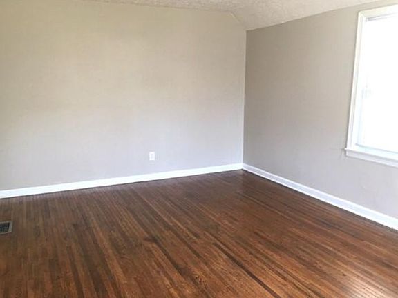 4th image of 2641 Osceola Ave