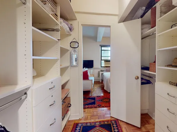 2166 Broadway image 10 of 10