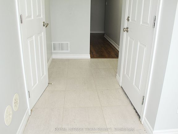 5th image of 374 Sweet Grass Cir