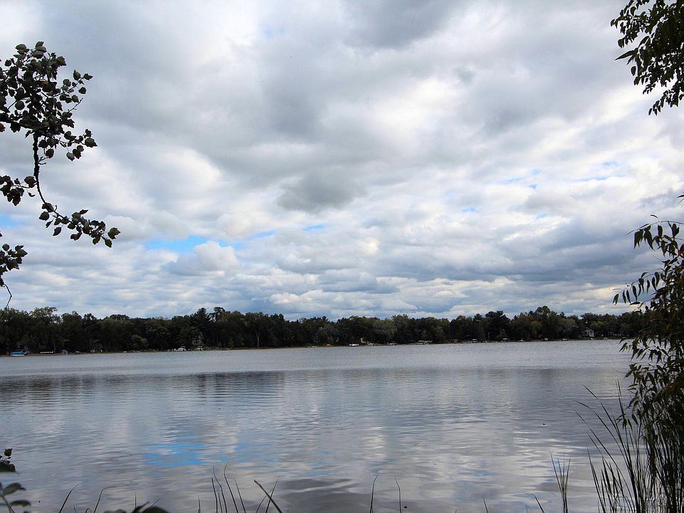 1st image of W379S4732 W Pretty Lake Rd