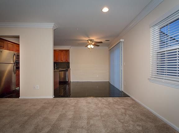 5th image of 13 Sylvan Ln #Hhrf2aqem
