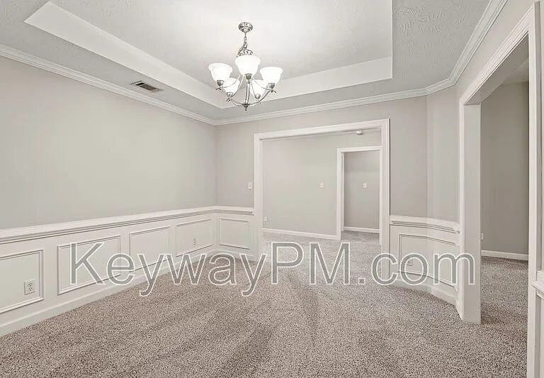 633 Ventana Dr — Photo 9