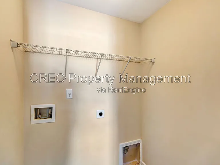9161 Parlor Dr — Photo 12