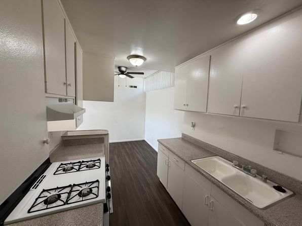 2447 Windsor Dr #2447