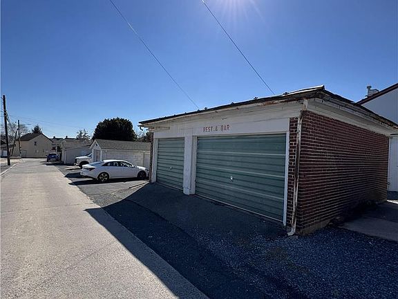 4th image of 129 Howertown Rd #129