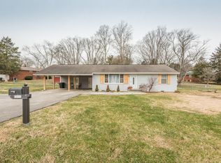 3611 Essary Dr, Knoxville, TN 37918