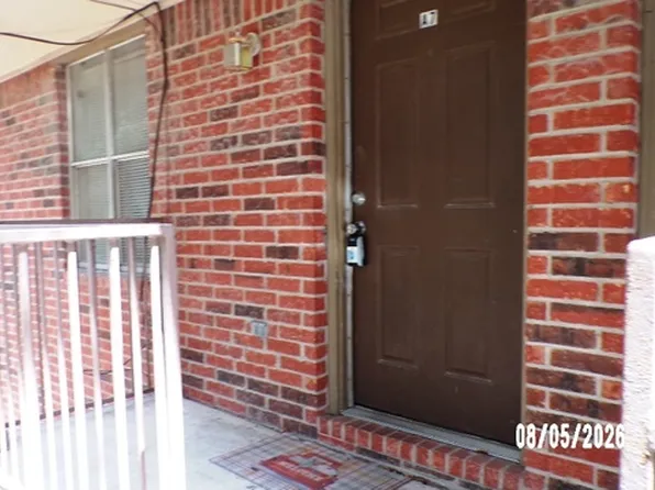 1703 S Washington St #A7, Beeville, TX 78102