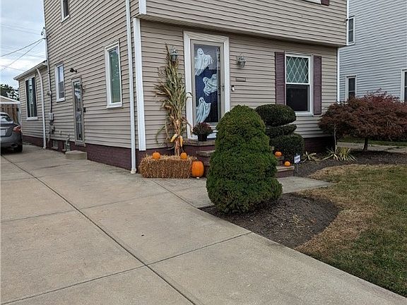 2nd image of 3314 Ingleside Dr
