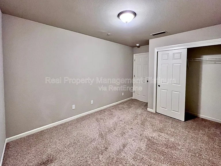 1535 Zenith Point — Photo 10