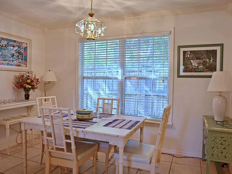 798 Bougainvillea Ln — Photo 14